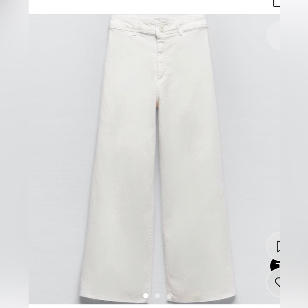 White high rise Zara jeans size 6 US